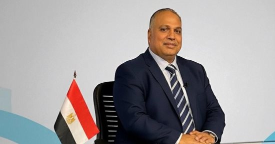 خبير اقتصادى: الدولار العالمى سيستمر في التذبذب مع ميل نسبي للضعف بـ 2026