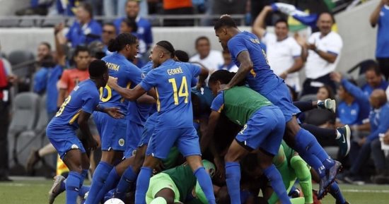 القروش وجيش التارتان والعائلة الزرقاء.. أغرب ألقاب منتخبات كأس العالم 2026