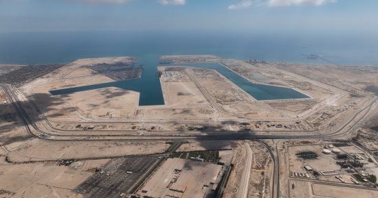 معلومات هامة عن مشروع استكمال وتطوير ميناء السخنة.. صور