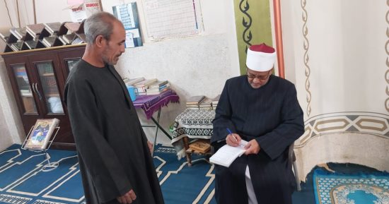 وكيل وزارة الأوقاف بسوهاج يجرى جولة تفتيشية على المساجد بالمحافظة