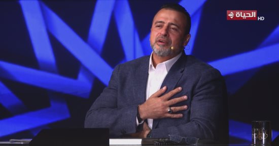مصطفى حسنى للمتسابق محمد القلاجى: أنت بطيب قلب النبى.. ادعيلى وادعى لعيالى