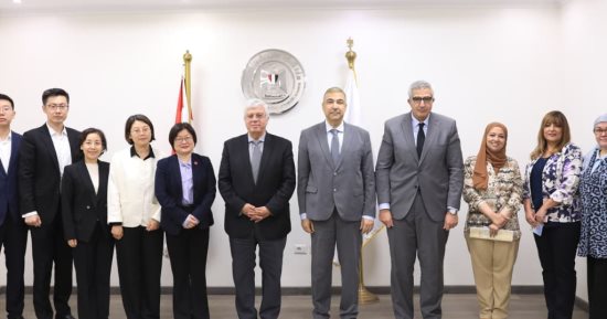 وزير التعليم العالى يبحث سبل تعزيز التعاون مع وفد الجامعة المفتوحة في الصين