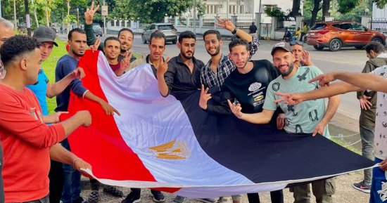 جالية مصر في كينشاسا تتصدر المشهد الانتخابي.. صور حية من تصويت المصريين بالخارج