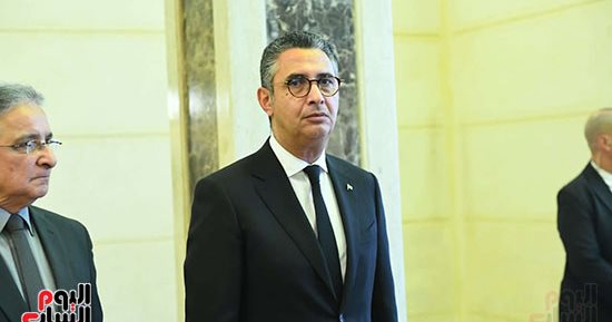 وزير التموين يتلقى العزاء في وفاة والدته بمسجد المشير طنطاوي