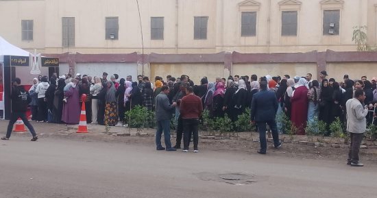 غرف العمليات الحزبية ترفع جاهزيتها لمتابعة التصويت فى الدوائر الـ30 الملغاة بانتخابات مجلس النواب 2025.. التنسيقية: متابعة لحظية.. و"حماة الوطن" تتابع بالمحافظات.. و"الجبهة الوطنية" يؤكد على أهمية المشاركة