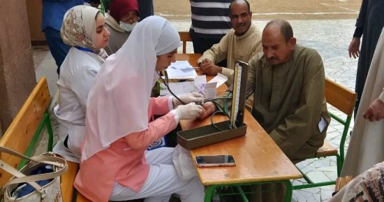 انتشار الفرق الطبية بمحيط اللجان الانتخابية فى الشرقية