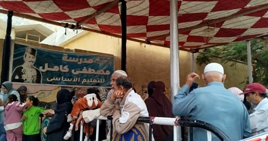 بدء التصويت فى لجان مدينة 15 مايو بانتخابات مجلس النواب