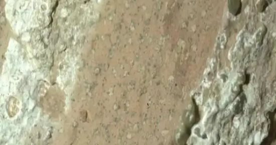 اكتشاف يحير علماء "ناسا" على كوكب المريخ.. تعرف عليه