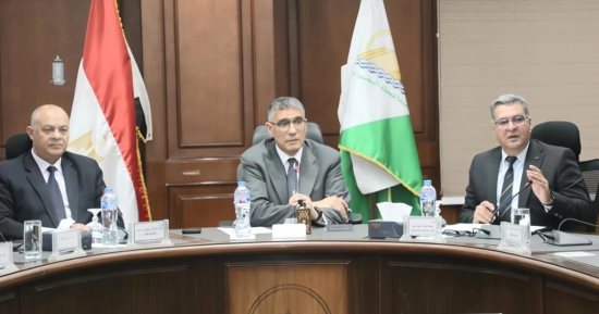 استقبال 64 طلبًا فى حى العجوزة للانضمام لمنظومة السيارة بديل التوك توك