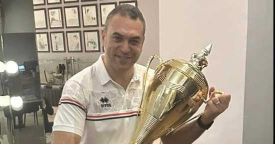 بيبرس يصعد أزمة شيكات طائرة الزمالك إلي مجلس الإدارة