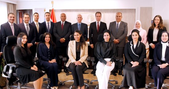 الوفد الثالث من الملحقين الدبلوماسيين يزور استديوهات ماسبيرو