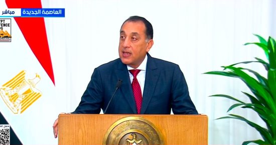 رئيس الوزراء يلتقى رؤساء المجالس التصديرية