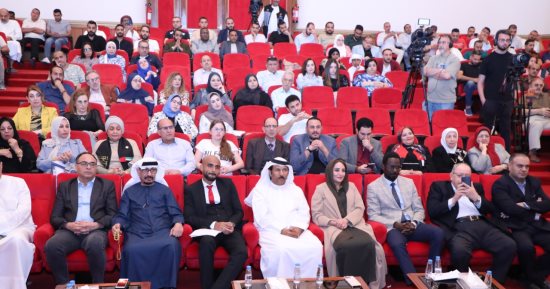 شعراء من اليمن ونيجيريا والسنغال فى أمسية شعرية بالشارقة