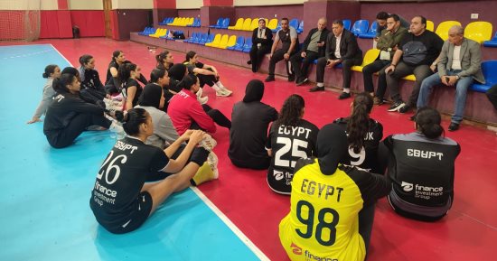 رسائل رئيس اتحاد اليد لمنتخب السيدات قبل المشاركة في بطولة العالم