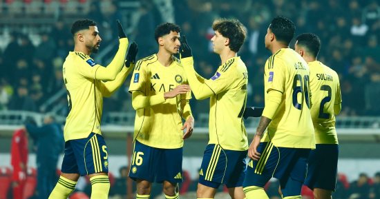 الاستقلال ضد النصر .. العالمي يتقدم بهدفين في الشوط الأول