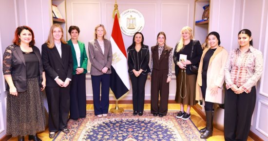وزيرة التضامن تستعرض مع ممثلة الاتحاد الأوروبى جهود الحماية الاجتماعية