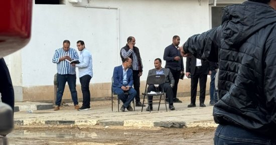 مدير المباحث يتابع إخماد حريق استوديو مصر بالمريوطية.. صور