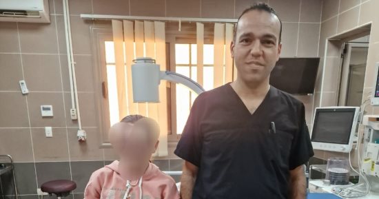 علاج طفلة من نزيف مستمر بوحدة المناظير بمستشفى أحمد ماهر التعليمي