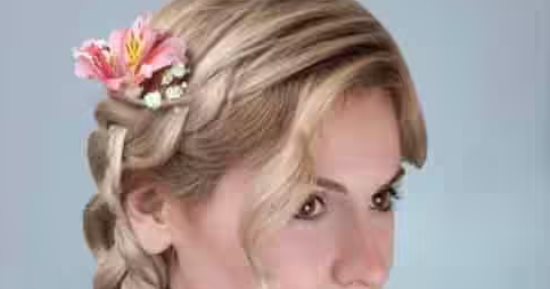 خليكى مميزة فى تسريحة شعرك.. 5 أفكار مختلفة للشعر الطويل