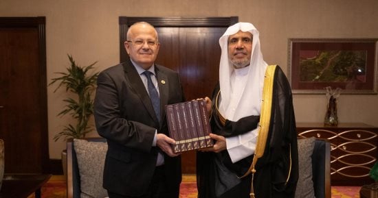 الخشت وأمين رابطة العالم الإسلامى يبحثان تجديد الخطاب الدينى وفق أسس منهجية