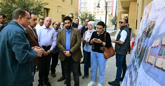 رئيس الوزراء يتفقد عمليات التطوير بمنطقة السيدة عائشة