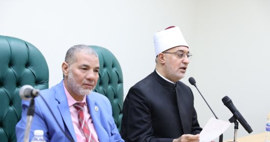 المفتى: الأخلاق بلا دين عبث والفصل بين العقيدة والسلوك يؤدي إلى خلل