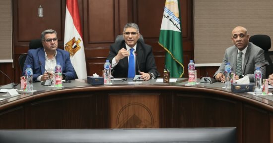 محافظ الجيزة: إقامة باكيات حضارية لتسكين الباعة الجائلين بمنطقة ناهيا