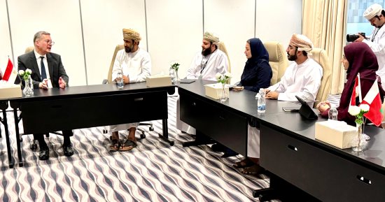 وزير البترول والثروة يعقد لقاءات لبحث تواجد الشركات المصرية فى سلطنة عمان