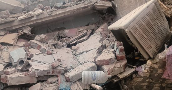 انهيار عقار مكون من 4 طوابق فى أسوان دون خسائر بشرية