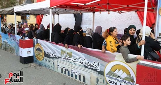 انتخابات النواب.. بدء اقتراع المصريين في الخارج بـ30 دائرة ملغاة بأحكام القضاء