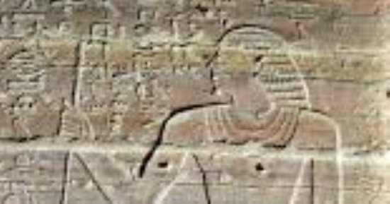 هل سمعت عن المصرى "حرخوف"؟ رحالة الدولة القديمة الذى دوَّن سيرته بأسوان