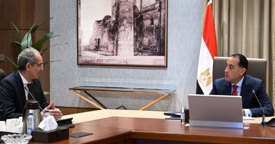 رئيس الوزراء يتابع مع وزير الاتصالات مستجدات العمل في عدد من ملفات الوزارة
