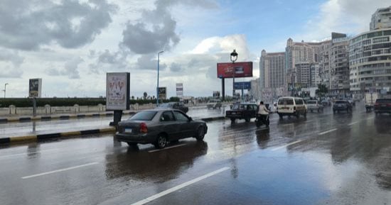 نوة قاسم.. أمطار غزيرة تضرب الإسكندرية ودمياط والدقهلية