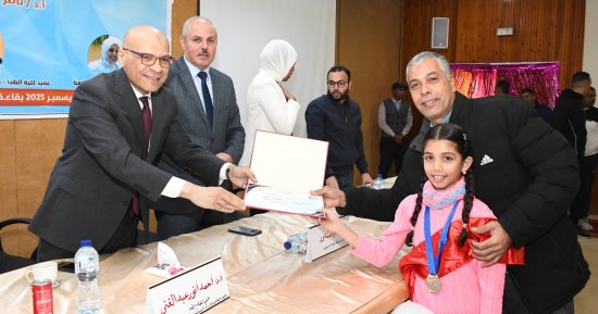 جامعة القناة تحتفى بأبناء العاملين المتميزين علميا ودينيا ورياضيا.. تفاصيل