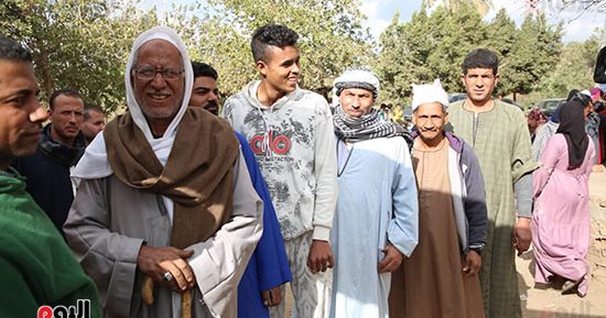 ملحمة وطنية.. توافد كبير للناخبين بلجان انتخابات مجلس النواب فى العياط