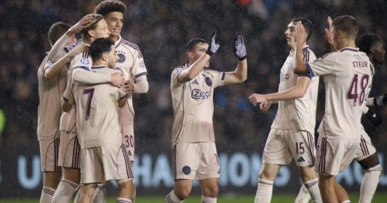أياكس يحقق أولى انتصاراته فى دورى أبطال أوروبا على حساب كاراباج 4-2