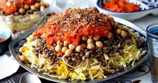 صحتك بالدنيا.. تحذيرات فى بريطانيا من سلالة جديدة لـ الأنفلونزا أكثر عدوى.. لماذا يشعر بعض الناس بالبرد أكثر من غيرهم.. نصائح للتخلص من احتقان الصدر فى نزلات البرد.. طريقة شرب الشاى الصحية.. وأهم فوائد الكشرى 