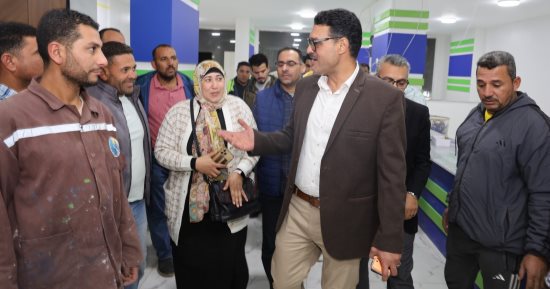 رئيس مياه القليوبية يتابع تجهيز القطاع التجارى ومركز خدمة العملاء بشبرا الخيمة