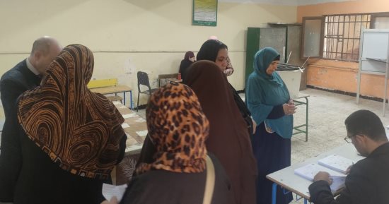 لجان الهرم كاملة العدد قبل ساعة الراحة فى اليوم الأول لانتخابات النواب