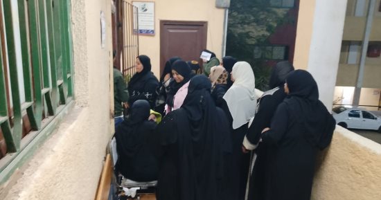 طوابير نسائية في الوراق وطناش قبل ساعة من غلق التصويت بالانتخابات.. صور