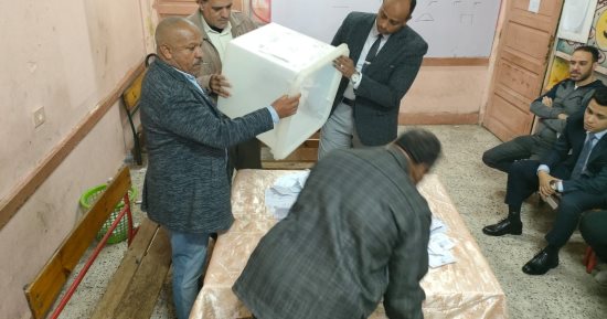 شاهد اللحظات الأولى من فرز لجان البدرشين بانتخابات النواب.. صور