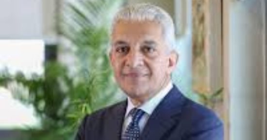 صادق السويدى يكسب نصف مليار جنيه من ضربة واحدة فى القلعة