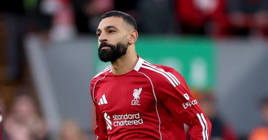 مشجع ليفربولي يدافع عن محمد صلاح: التراجع ليس ناتجا عنه بل بسبب تكتيك سلوت