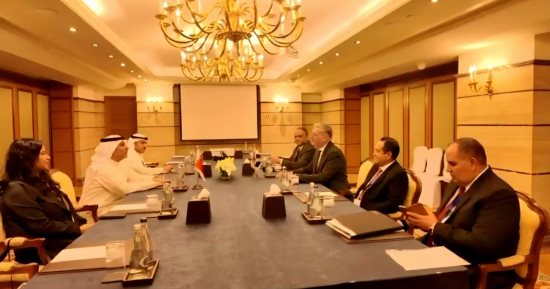 وزير البترول يبحث مع نظيره البحريني تعزيز التعاون في مجال الطاقة