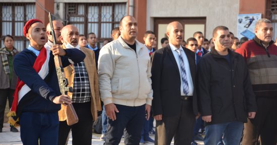 رئيس مياه الجيزة يتفقد المدرسة الثانوية الفنية لمياه الشرب والصرف الصحى.. صور