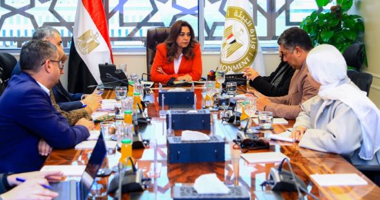 منال عوض: تشكيل لجنة عليا لمراجعة معدلات التعويض عن التدهور البيئى للحوادث