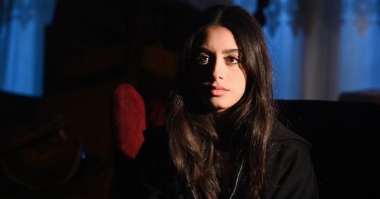 إشادات بمسلسل ميد تيرم ونجومه