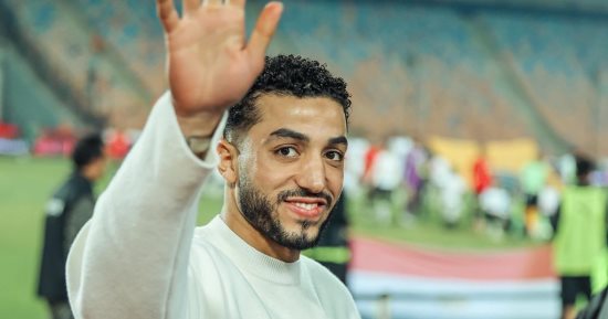 محمد عبد المنعم يؤازر المنتخب الوطنى أمام نيجيريا