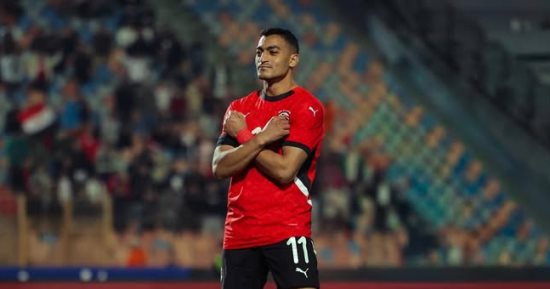هل يعدل حسام حسن طريقة لعب المنتخب حال غياب مصطفى محمد؟