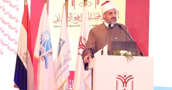 من الفتوى إلى هندسة الوعى..الجلسة العلمية الثالثة للندوة الدولية للإفتاء تناقش "الأمن الحضاري للوعي" و"استدامة الثوابت".. صور 